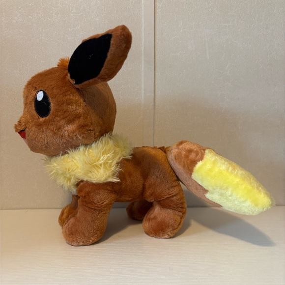 2017 Pokémon Eevee Build-A-Bear Large Plush Stuffed Animal Collectible!!! - Picture 3 of 5